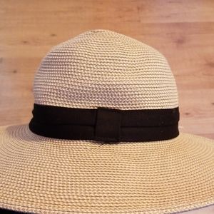 Solar escape sun hat